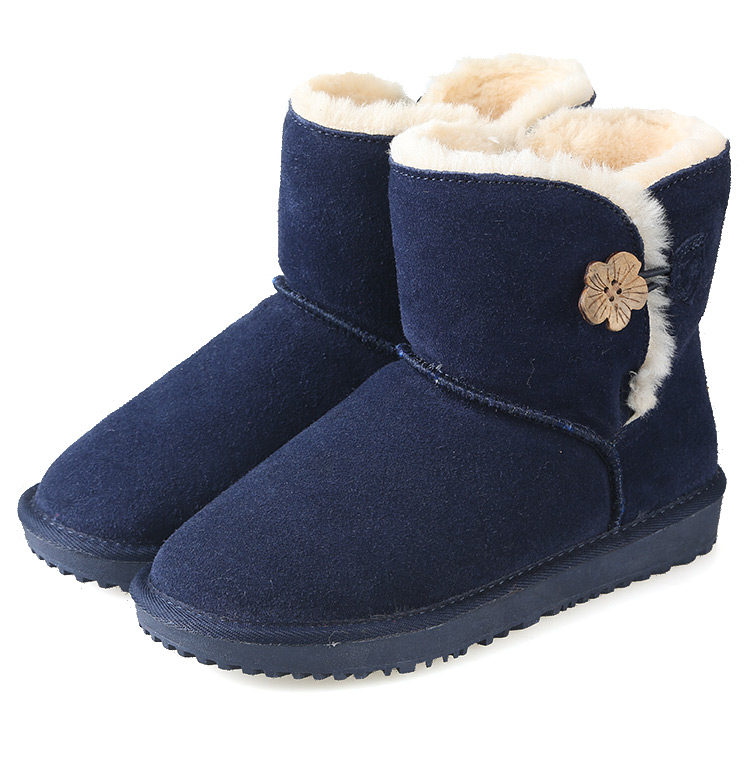 蜜娅莉miyayami牛绒花扣低筒雪地靴铝箔保暖短靴700881